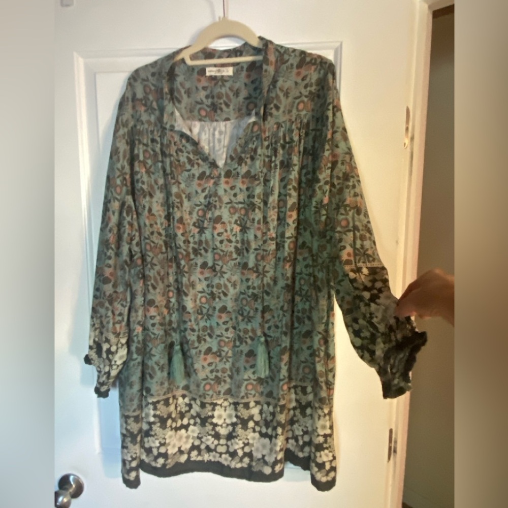 NATURAL LIFE Teal Floral Tunic with Tassels